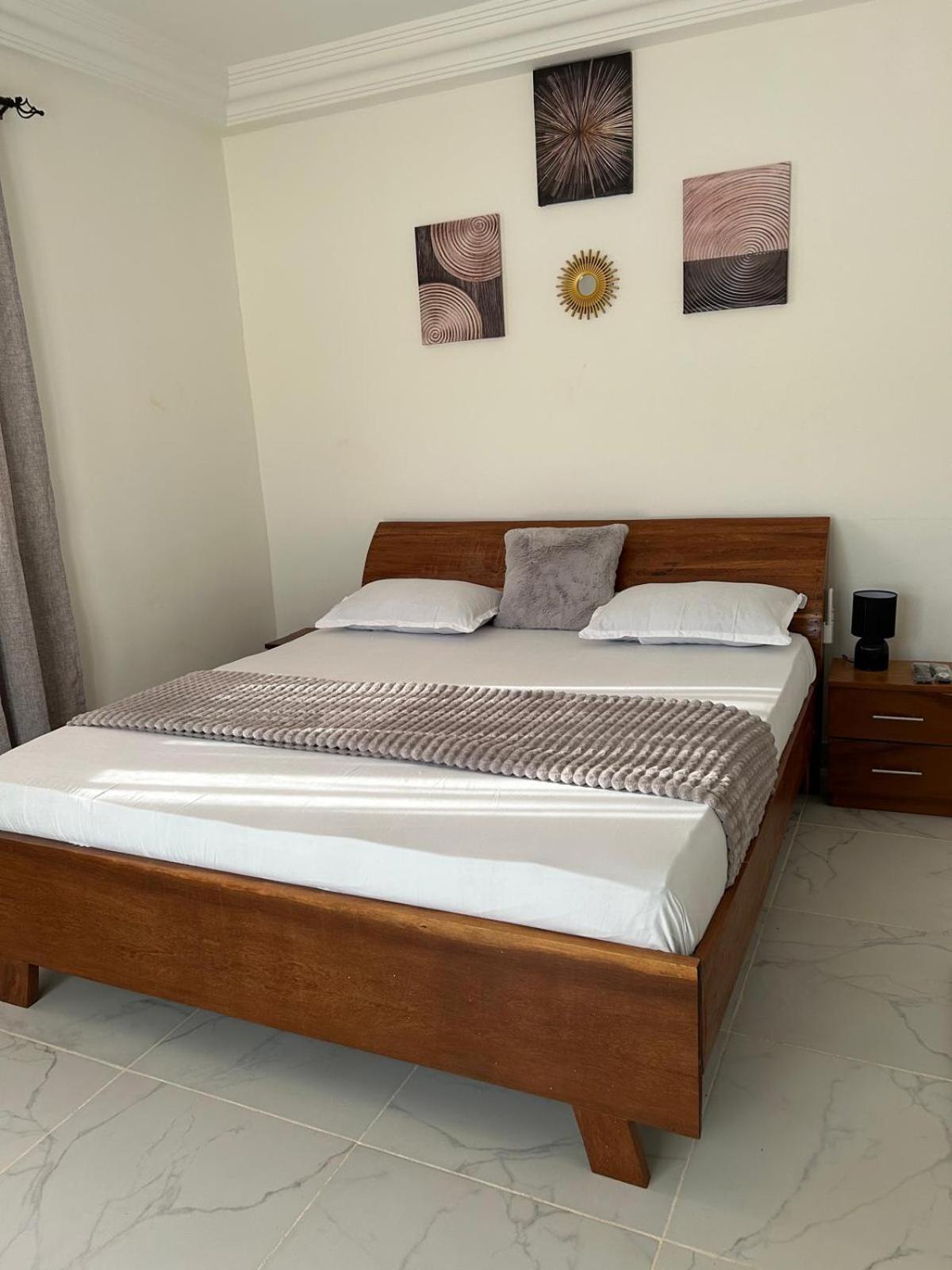 Residence Mina Тубаб Диалау Екстериор снимка